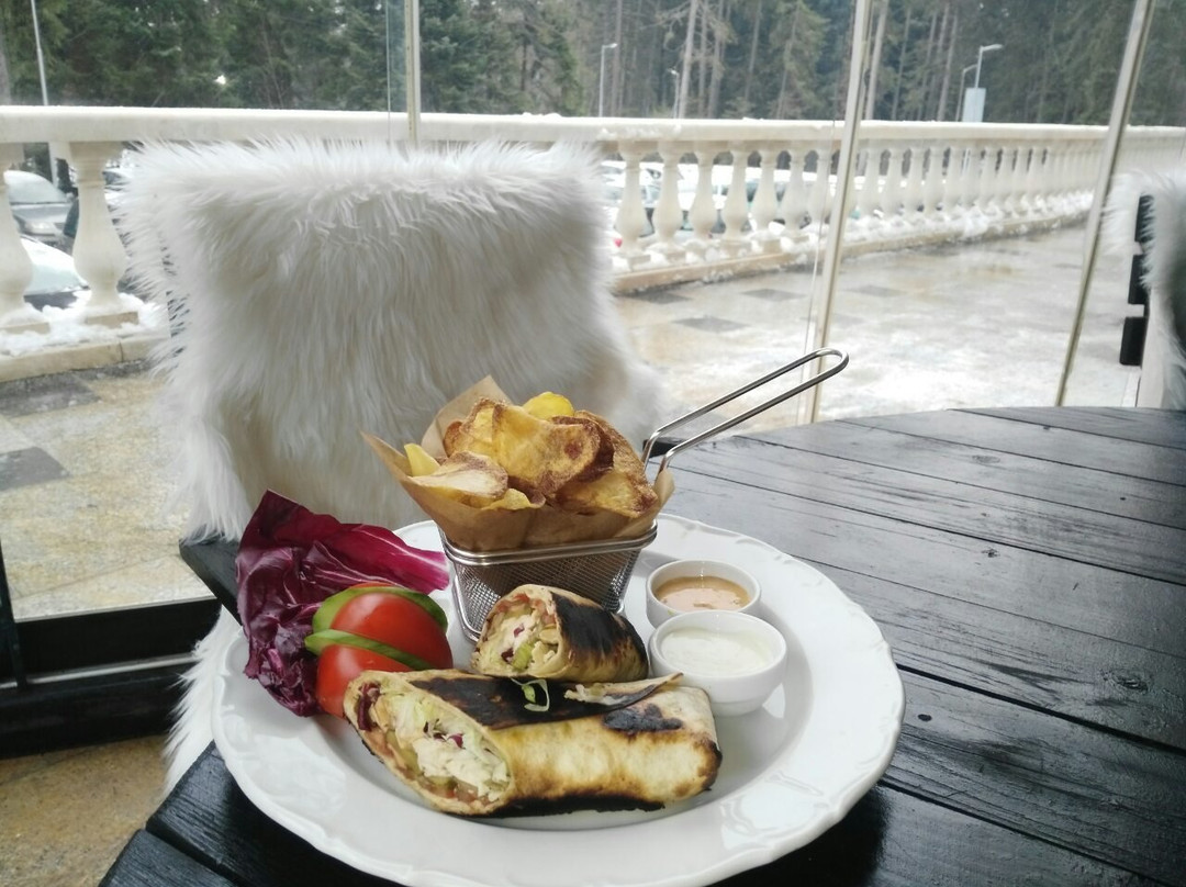 Pchelin餐馆和美食-Wine & Dine Seasons Restaurant