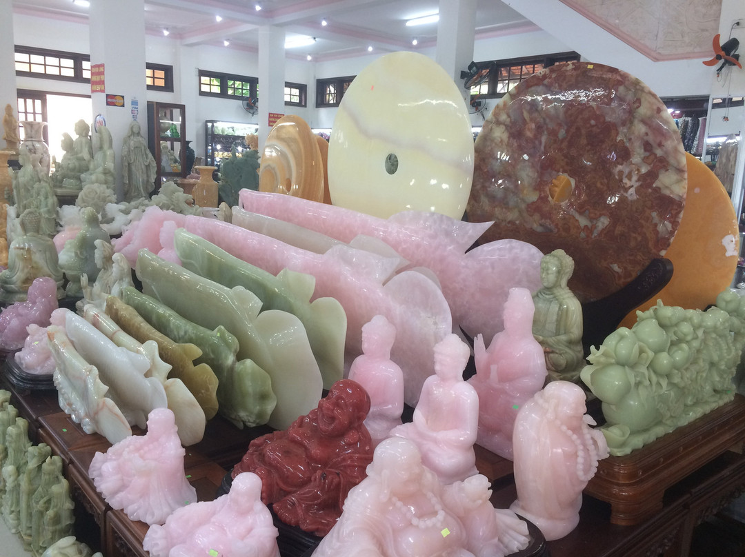 Tu Hung Stone Arts-岘港必去景点