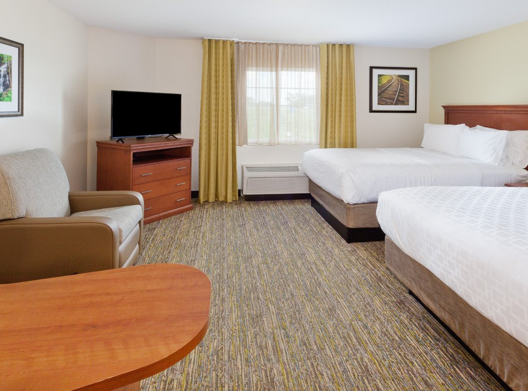 Candlewood Suites Eastchase Park By IHG主图