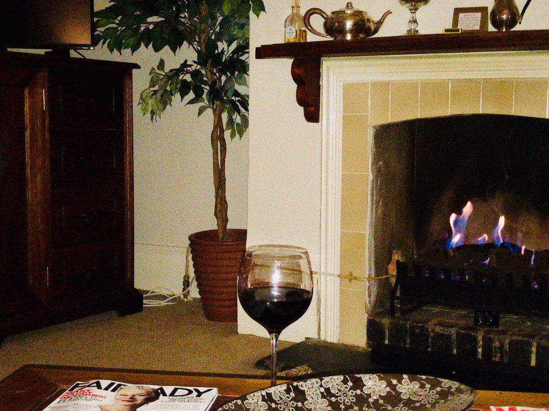 Lords of the Manor主图