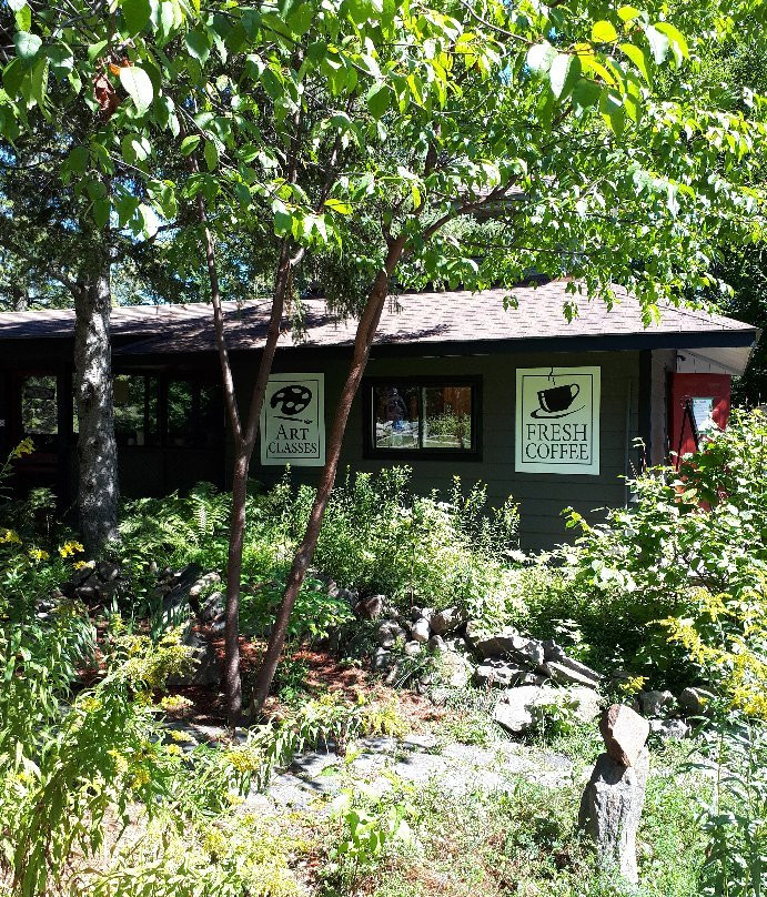 Algonquin Art Centre景点图片