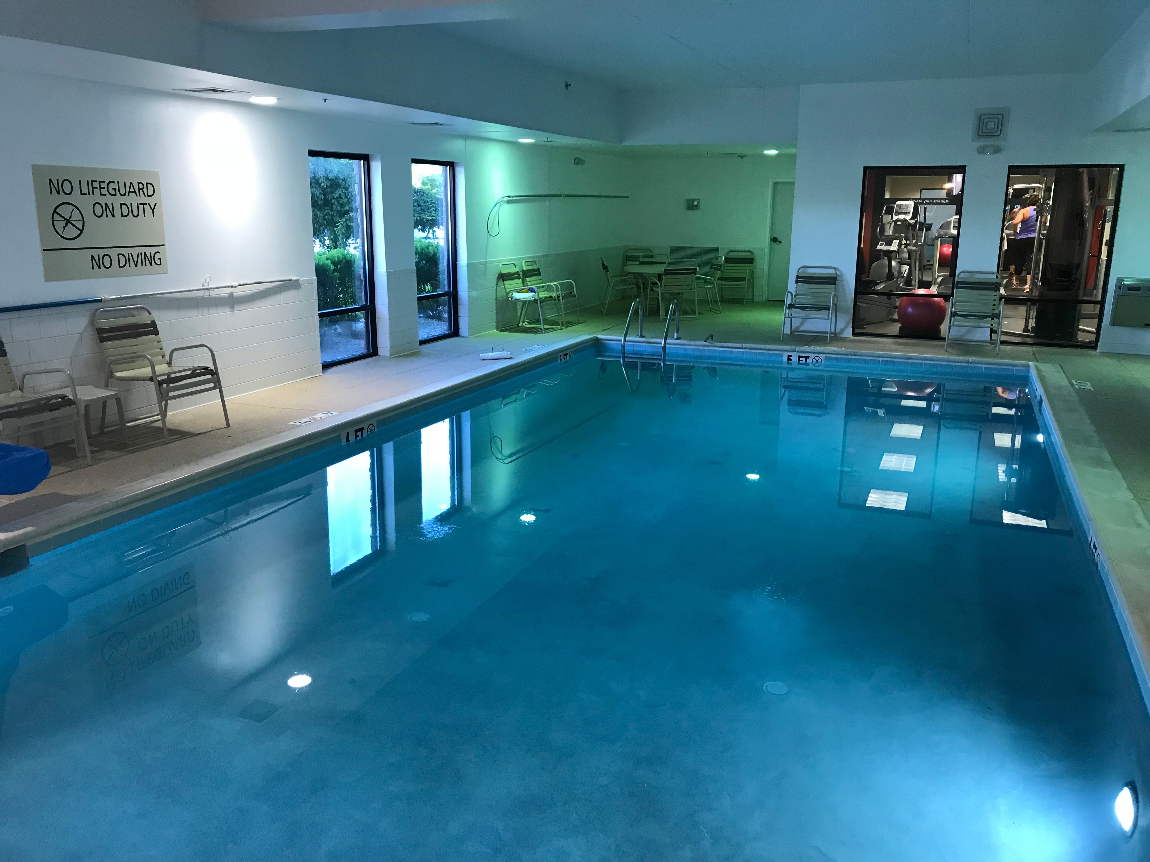 Hampton Inn Frostburg-泳池