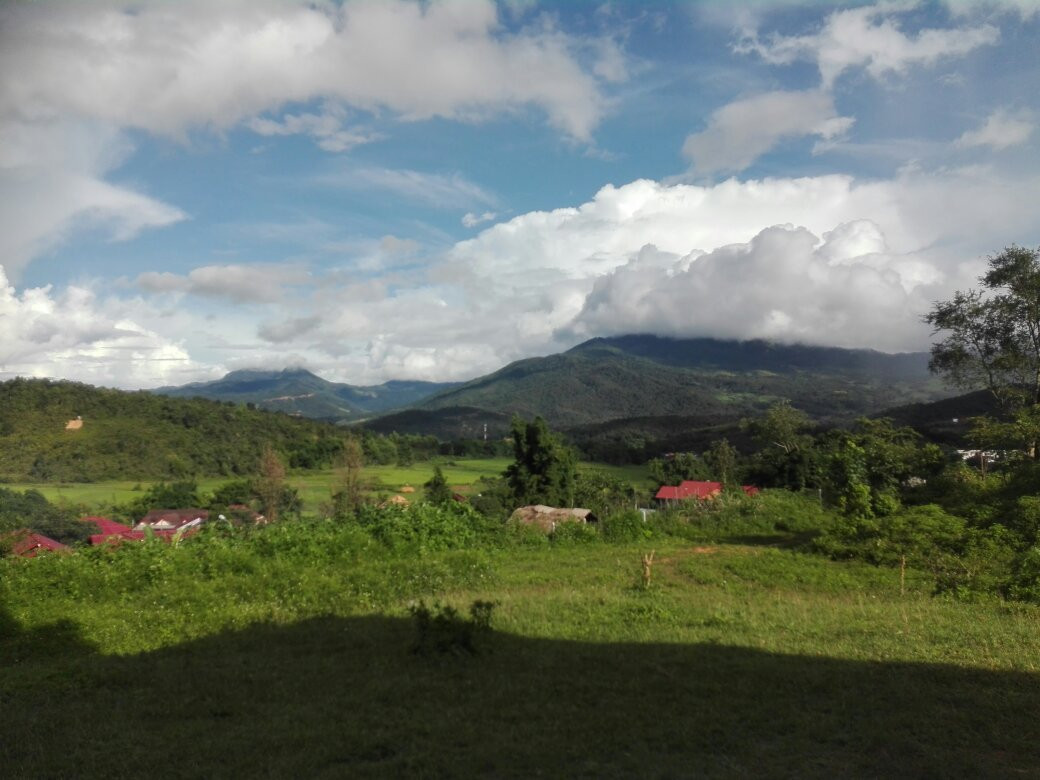 That Foun-Xieng Khouang必去景点