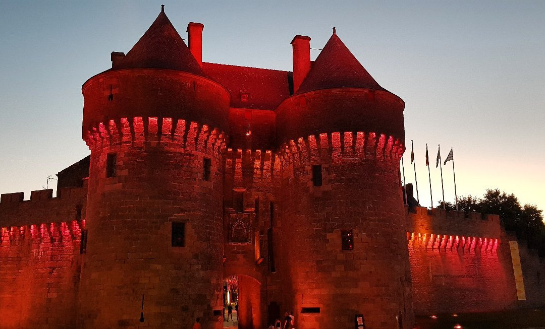 Hôtel les Remp'Arts主图
