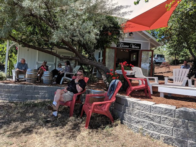 Eliana Wines-阿什兰必去景点