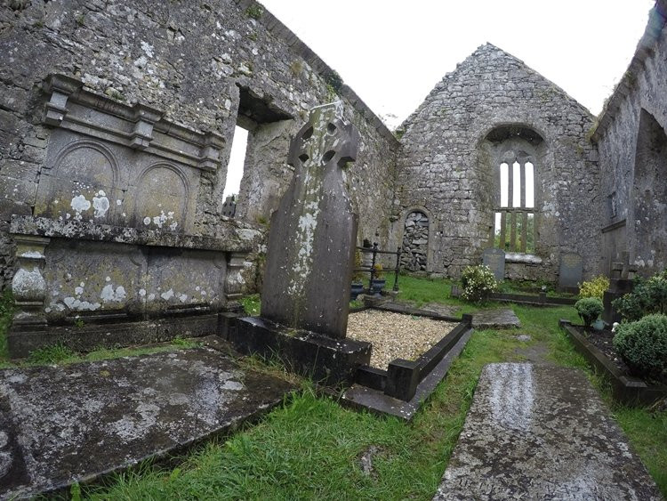 Antigua Iglesia De Killinaboy-Kilnaboy必去景点