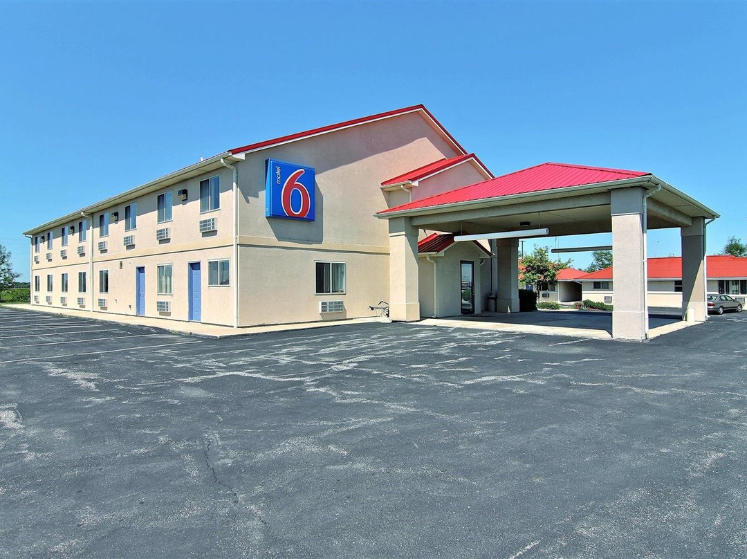 Motel 6 Gilman主图