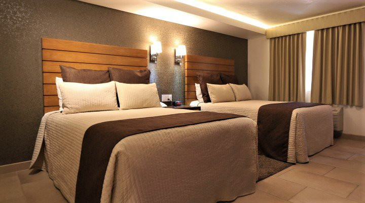 Hotel La Pinta主图