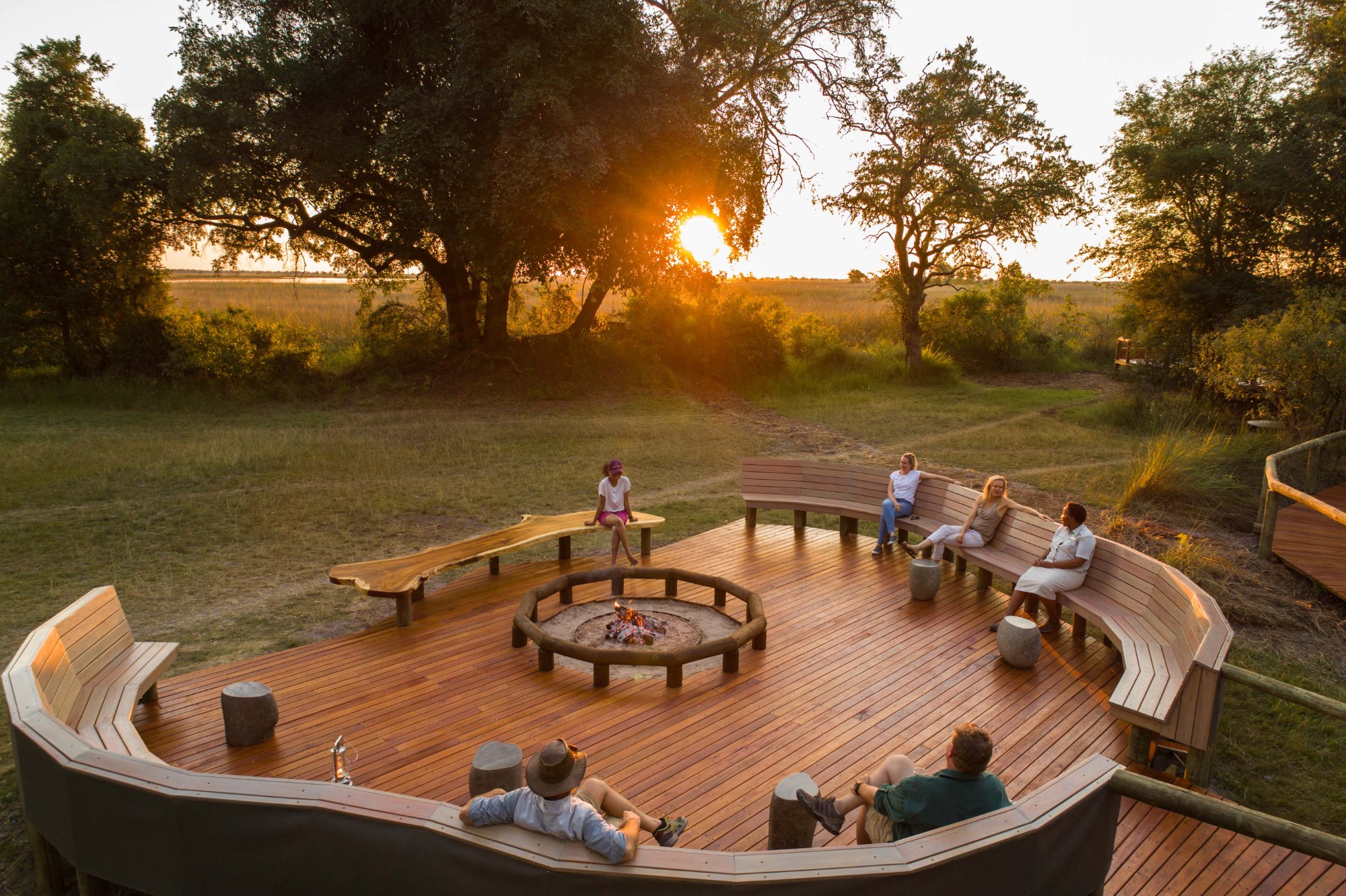 Camp Moremi-官方