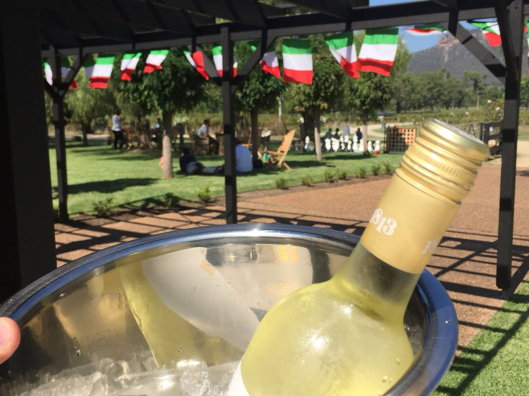 Tinonee Vineyard Estate-Broke必去景点