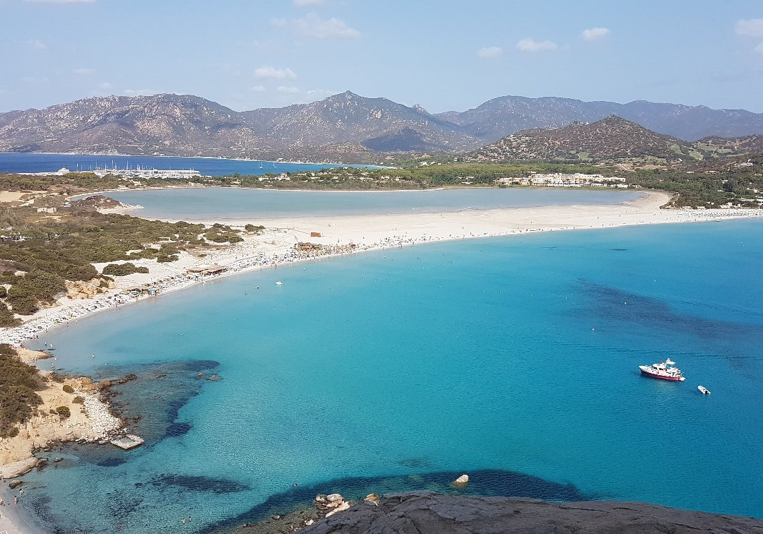 维拉西谬斯旅游景点-Spiaggia del Giunco o Notteri