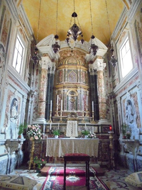 Basilica Cattedrale San Bartolomeo景点图片