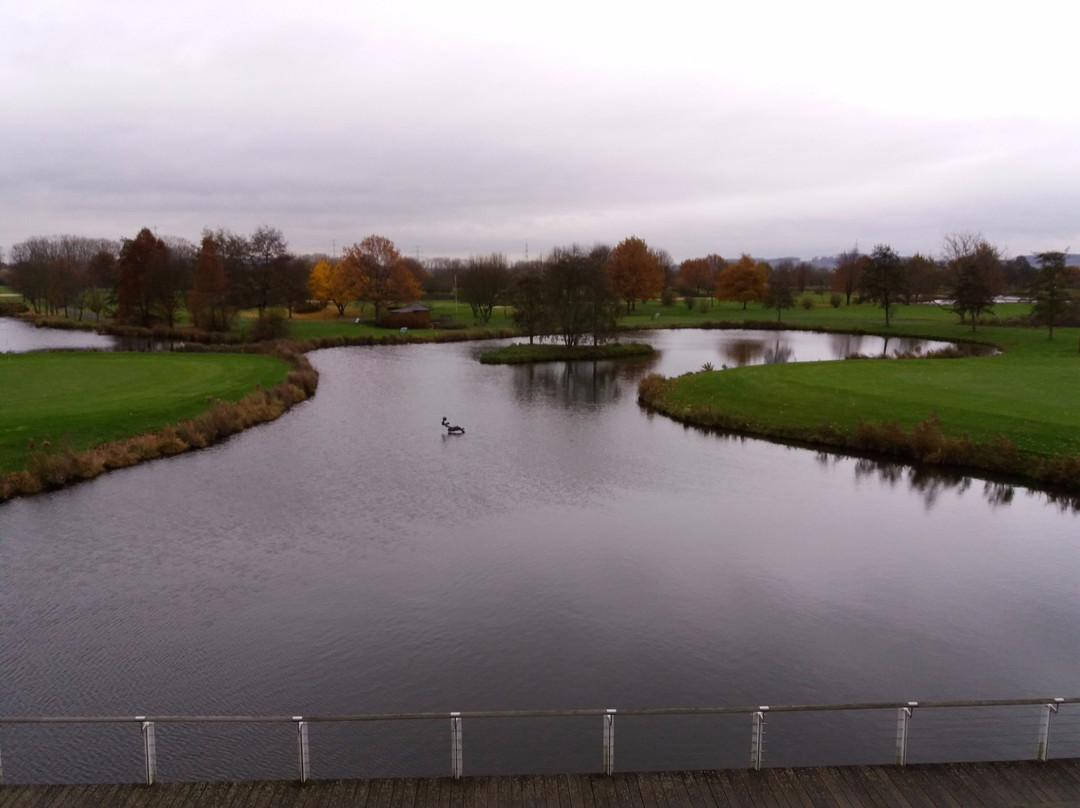 灵登霍夫餐厅&高尔夫酒店主图