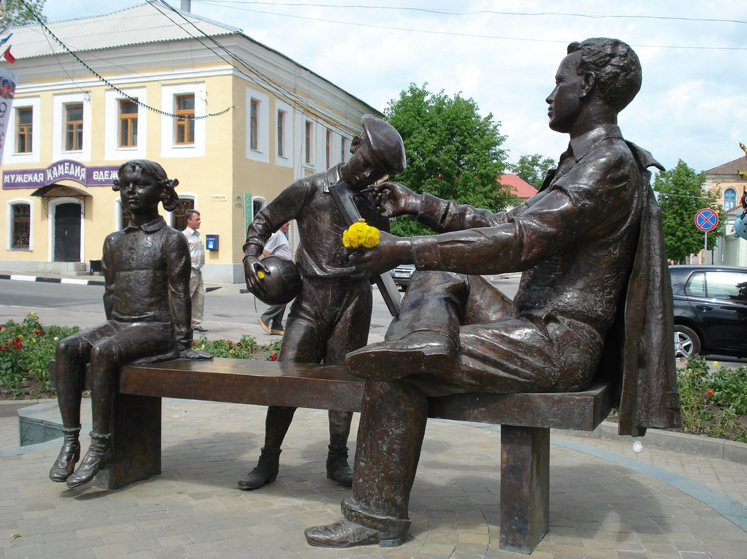 Monument to the Painter N.N. Zhukov-Yelets必去景点