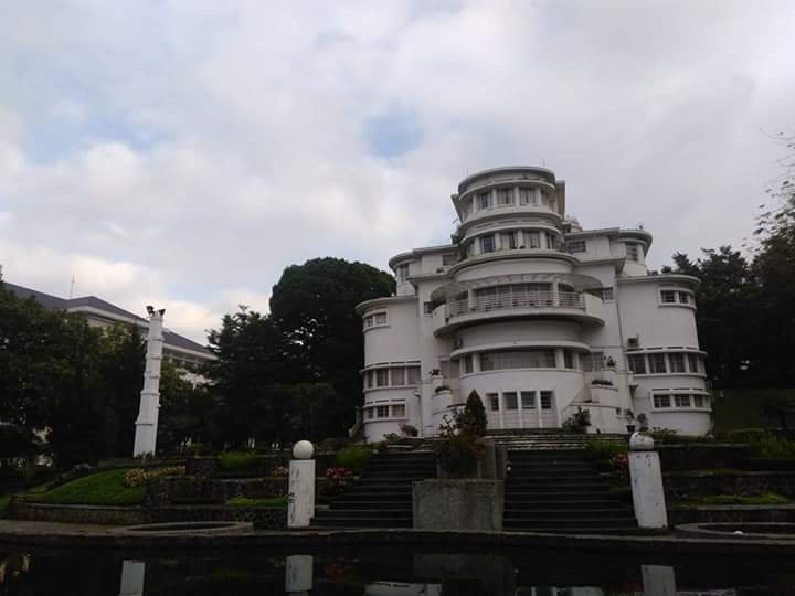 Villa Isola-万隆必去景点