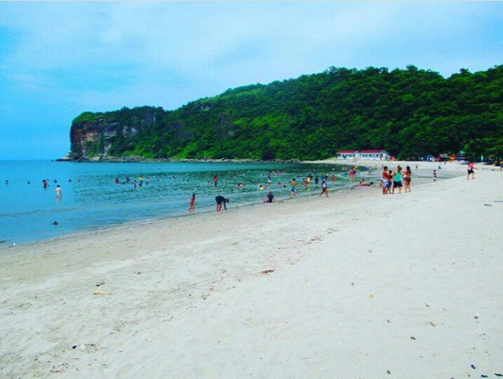 Katungkulan Beach Resort景点图片