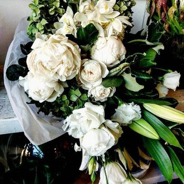 Flowers In A Vase-Woodend必去景点