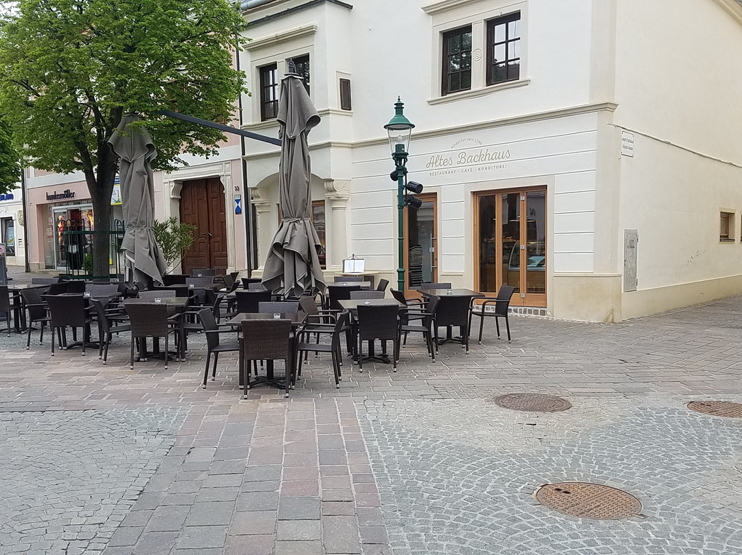 铁城餐馆和美食-Altes Backhaus