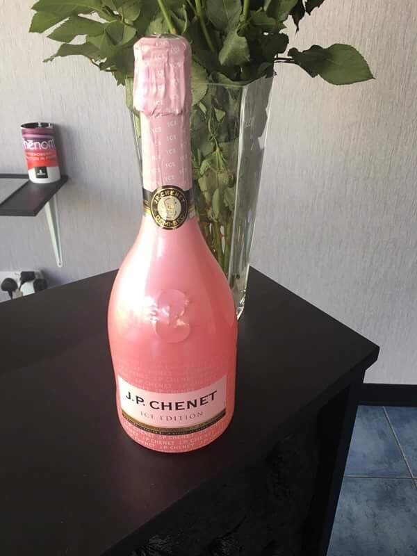 Shimmer N Shine Hair And Beauty Salon-Marsascala必去景点