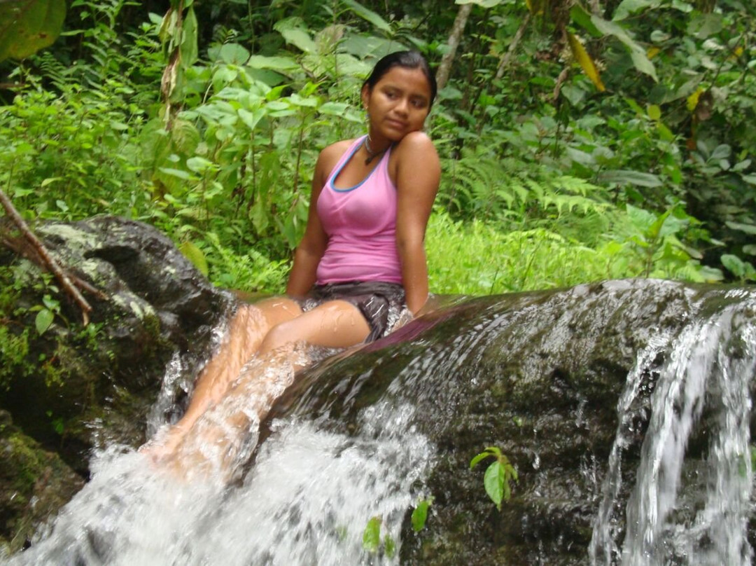 Cascadas de Dos Mangas-Montanita必去景点