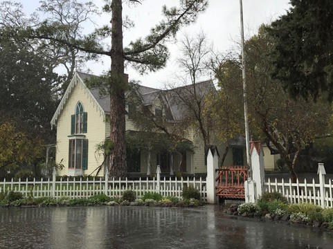 Lachryma Montis-索诺玛必去景点