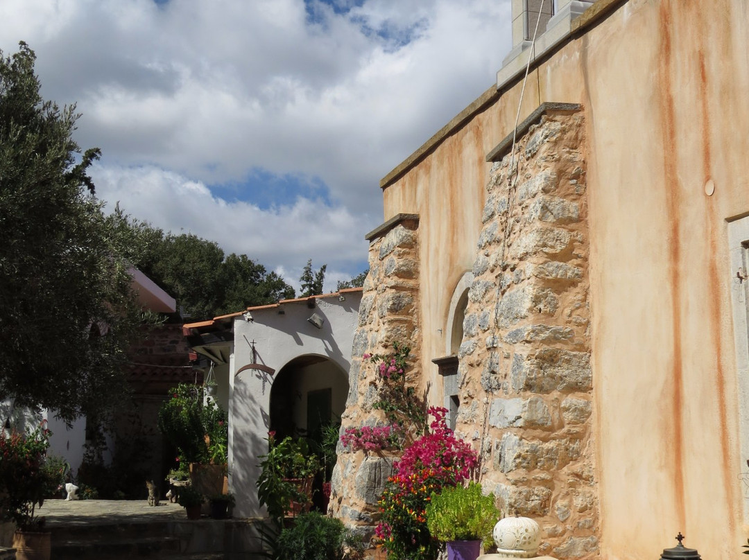 Monastery of Koufi Petra-Neapoli必去景点