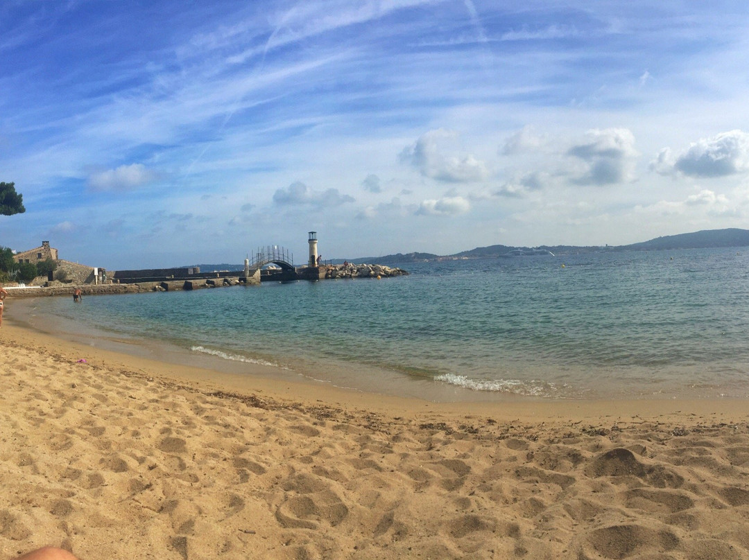Plage des Cigales-格里莫必去景点