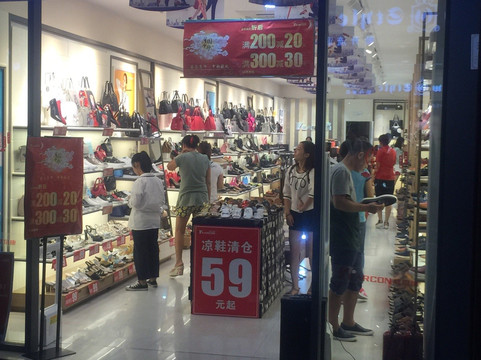 南宁兴宁路步行街-南宁市必去景点