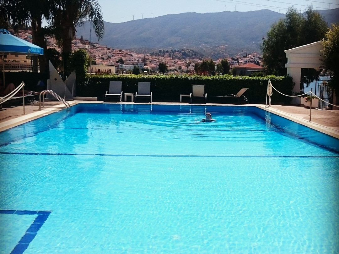 Megalo Neorio酒店住宿-尼基斯田园酒店