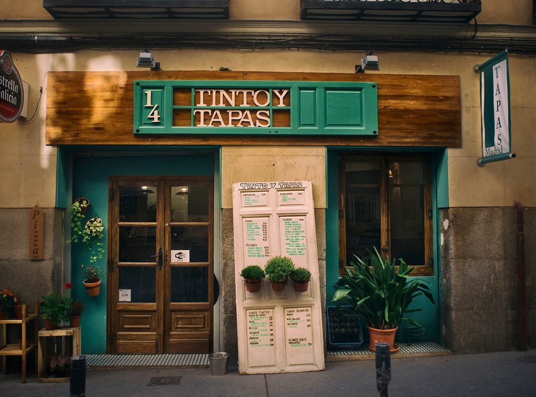 Tinto y Tapas San Pedro