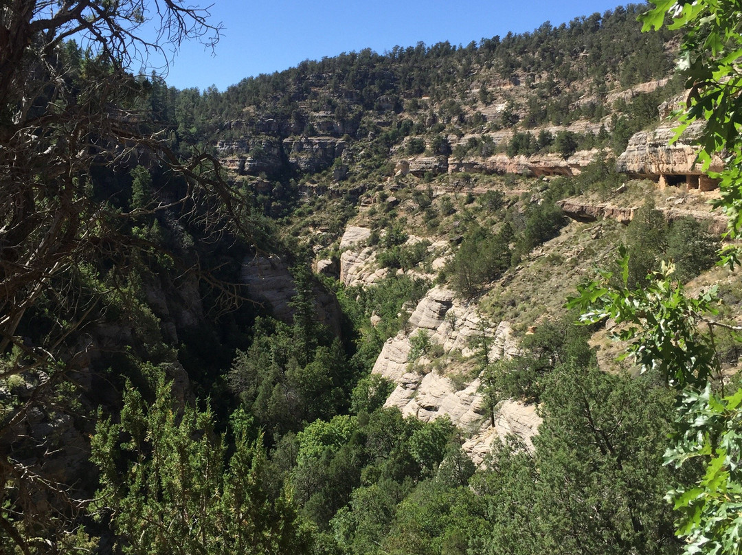 Walnut Canyon Drive-弗拉格斯塔夫必去景点