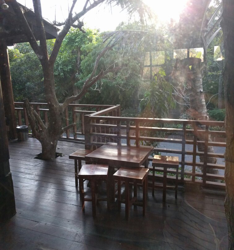 Ruean Mai Chai Khlong主图