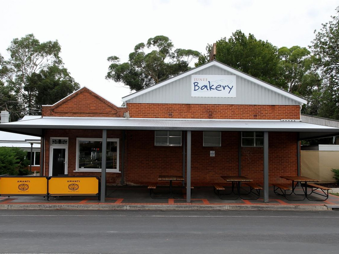 Junee餐馆和美食-Junee Bakery