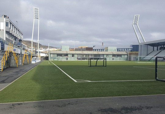 Tórsvøllur Stadium-托沙文必去景点