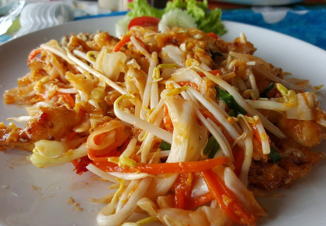 Thong Krut餐馆和美食-Elixirs Beach Club