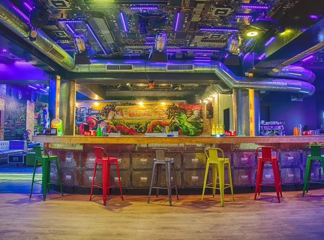 Club PHI18景点图片