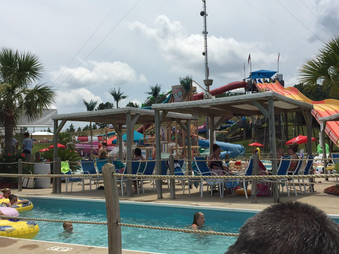 Grand Paradise Water Park景点图片