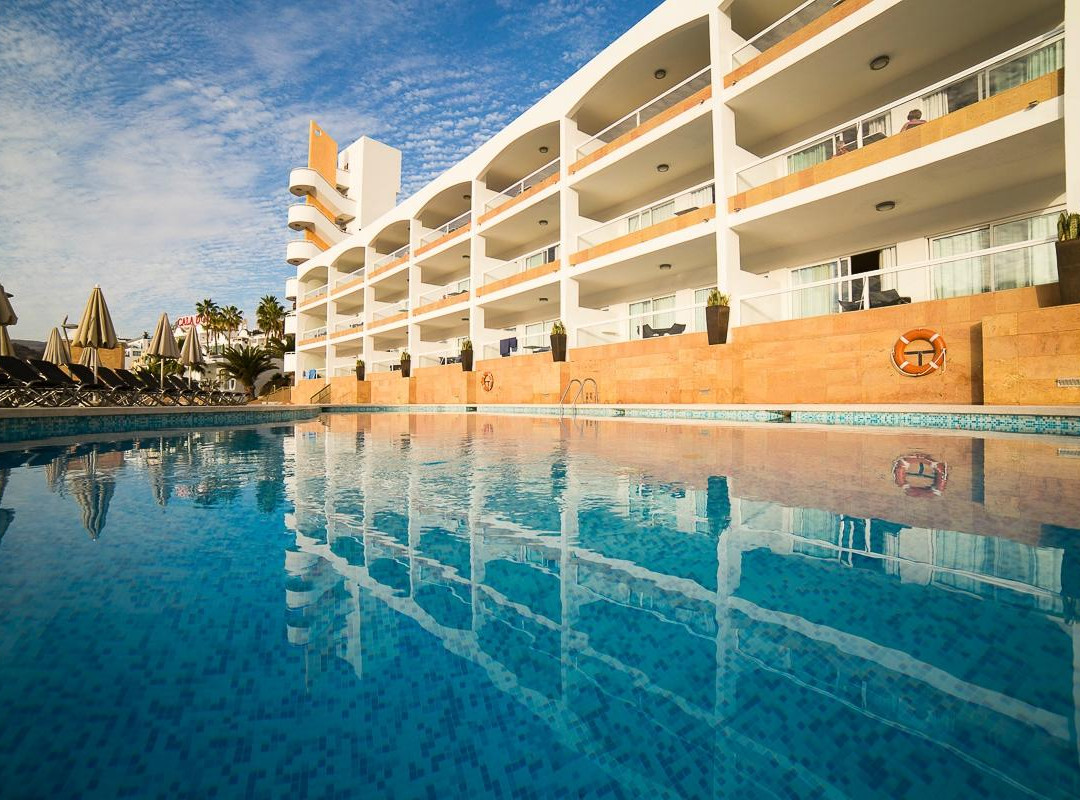 Uga酒店住宿-Apartamentos Cabau Altaïr