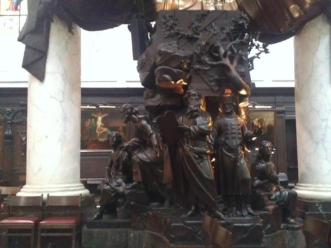 Church of Notre-Dame Du Finistere-布鲁塞尔必去景点