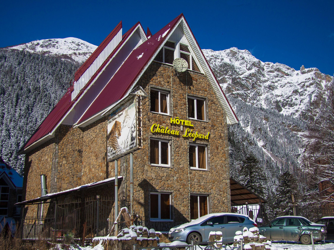 Shato Leopard Hotel