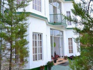 蒙洛赛酒店主图