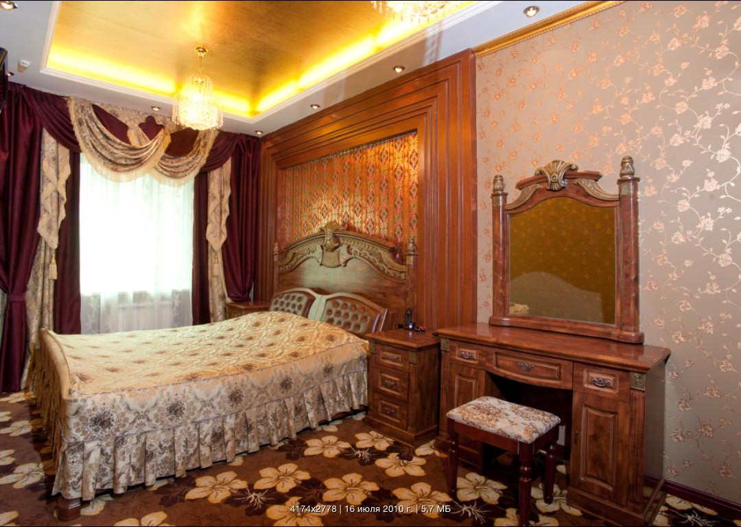 Altyn Adam Hotel主图