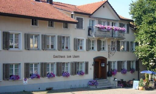 Elgg餐馆和美食-Hotel Pizzeria Landgasthaus Lowen