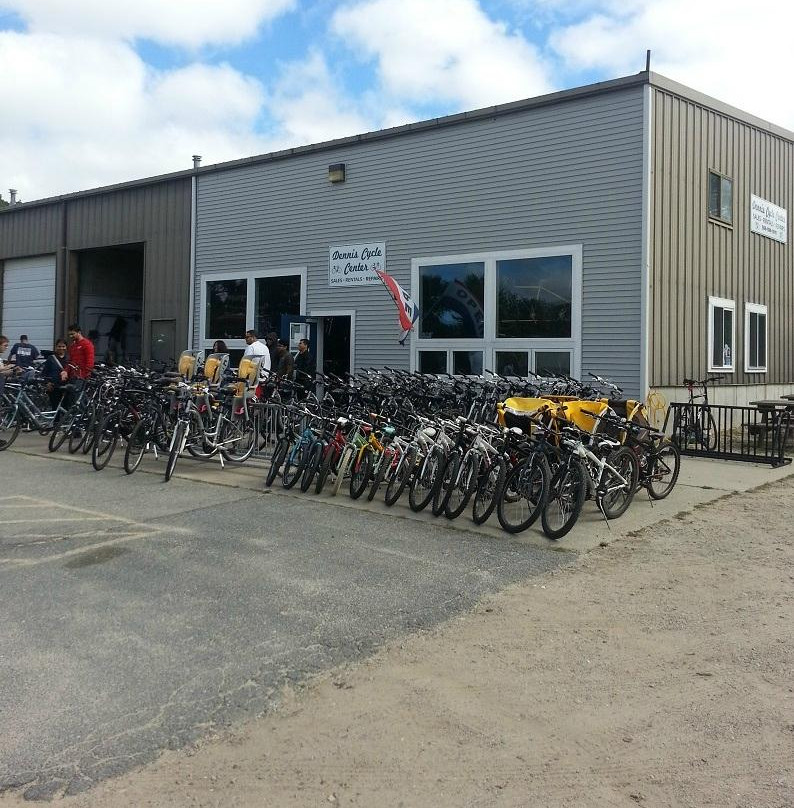 Dennis Cycle Center景点图片
