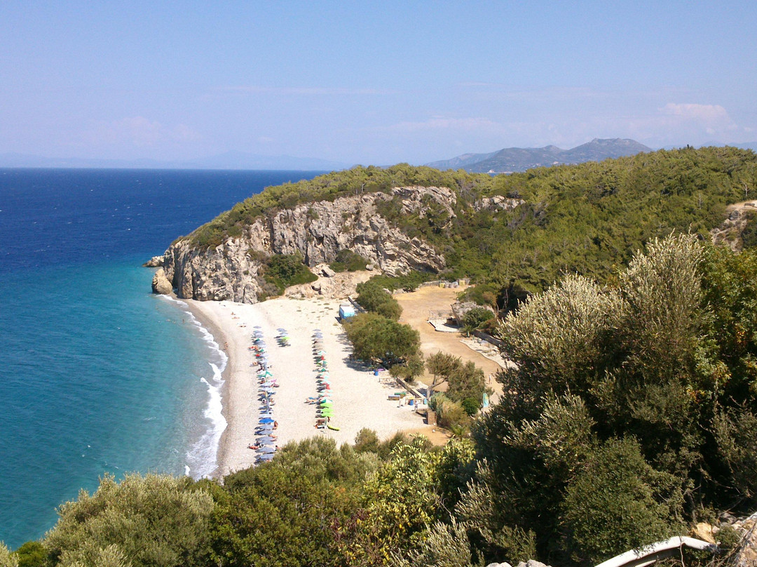 Tsabou Beach景点图片