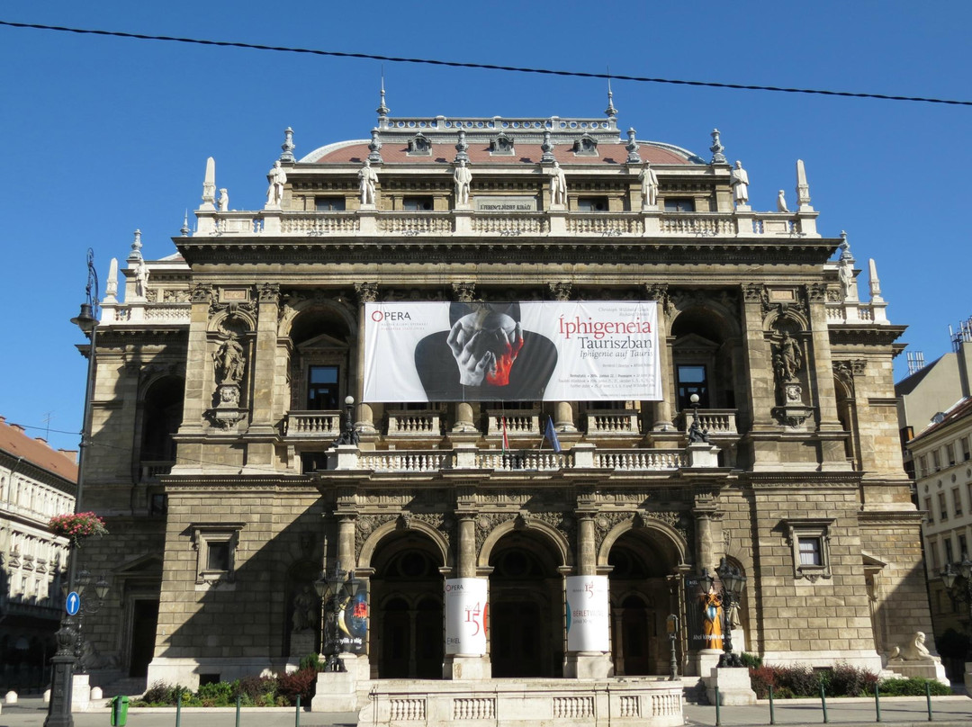 匈牙利国家歌剧院-布达佩斯必去景点