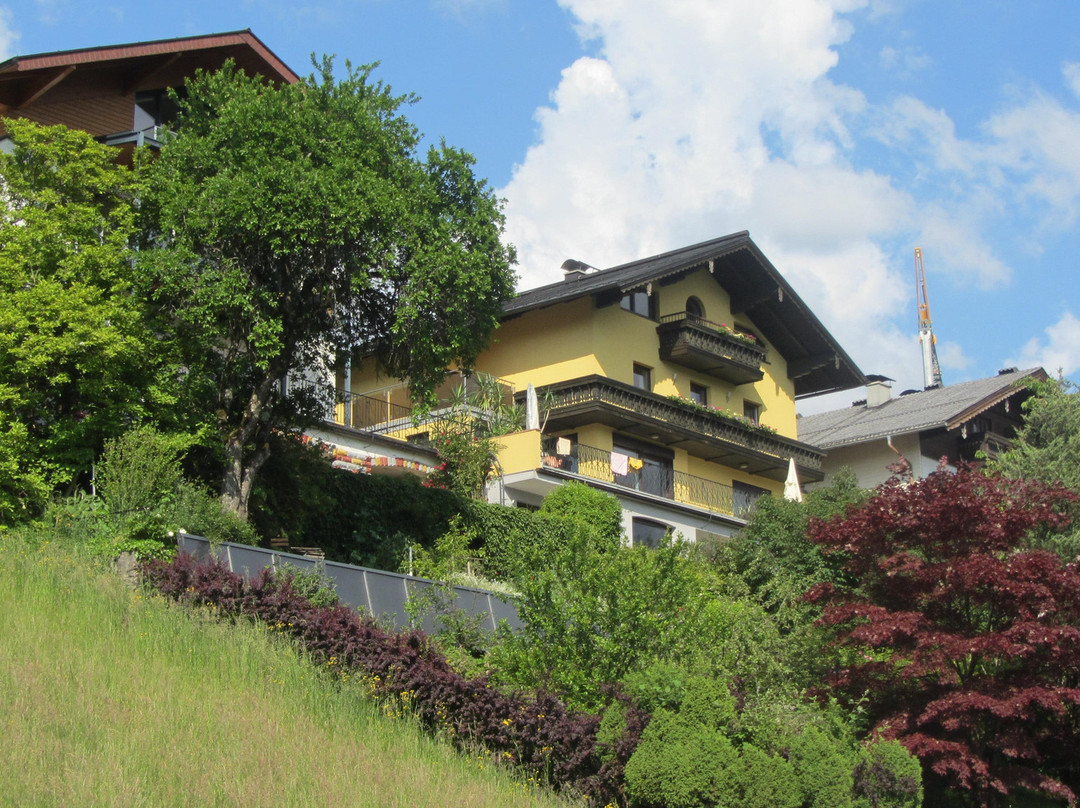 Zell am Moos酒店住宿-Haus Rattenbock