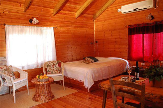 Smadar beClil Cabins