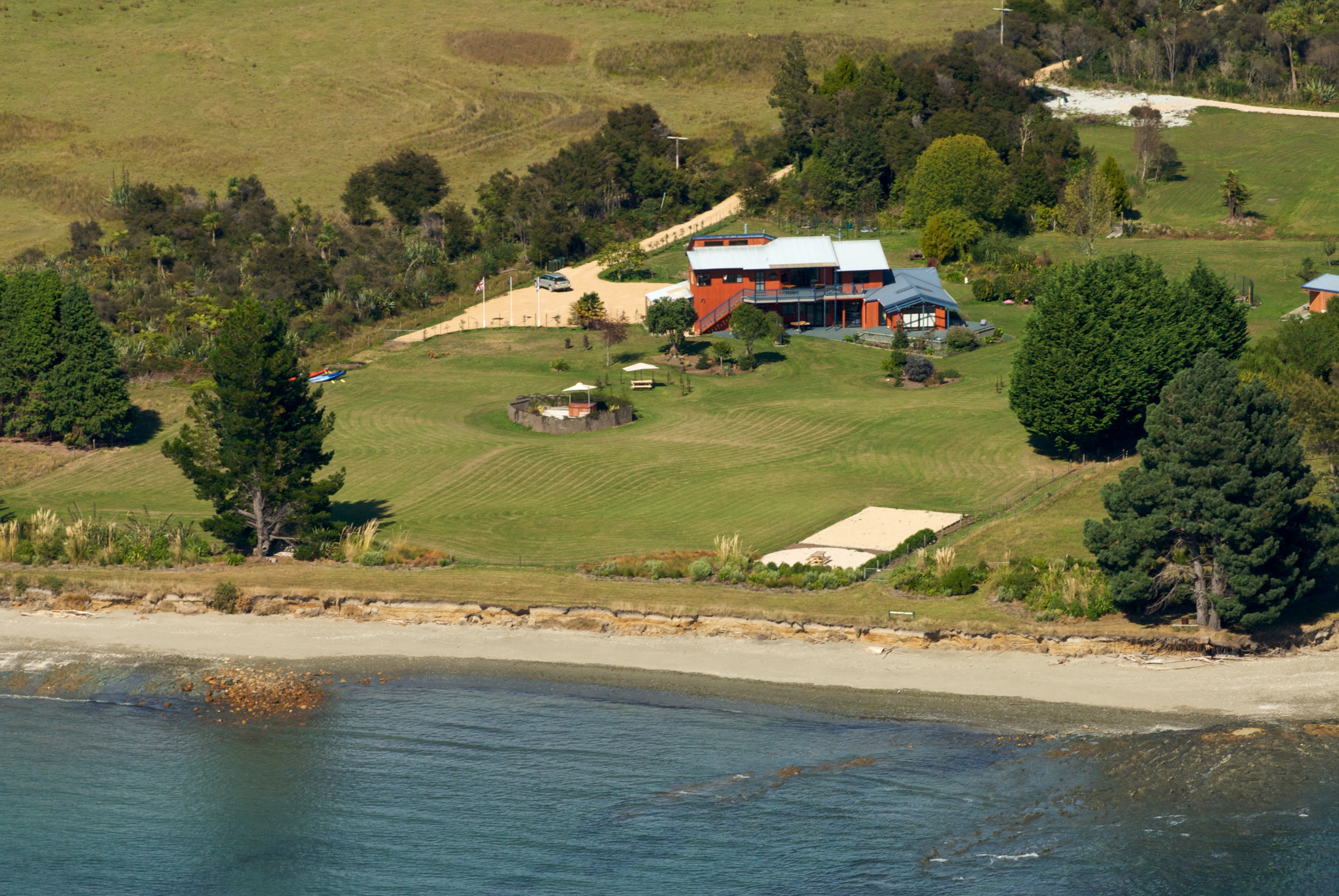 Summerspring Luxury Lodge-官方