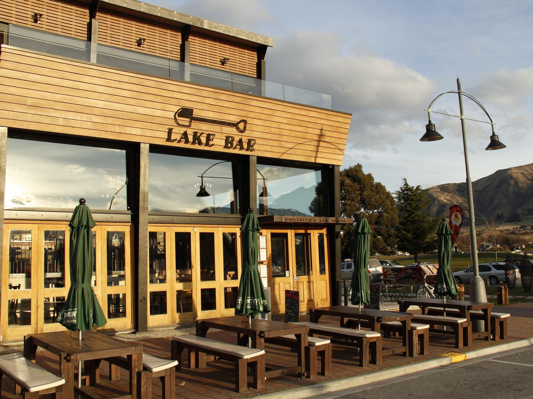 Lake Bar